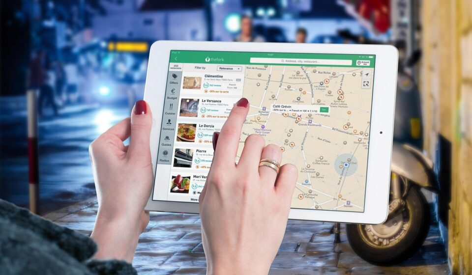 ipad, map, tablet, internet, screen, multimedia, information, restaurant, navigation, mock up, app, travel, journey, city, guide, apple, application, touchscreen, electronic, mobility, digital, media, mobile, display, device, equipment, hand, ipad, ipad, map, map, map, map, map, tablet, navigation, app, guide, guide