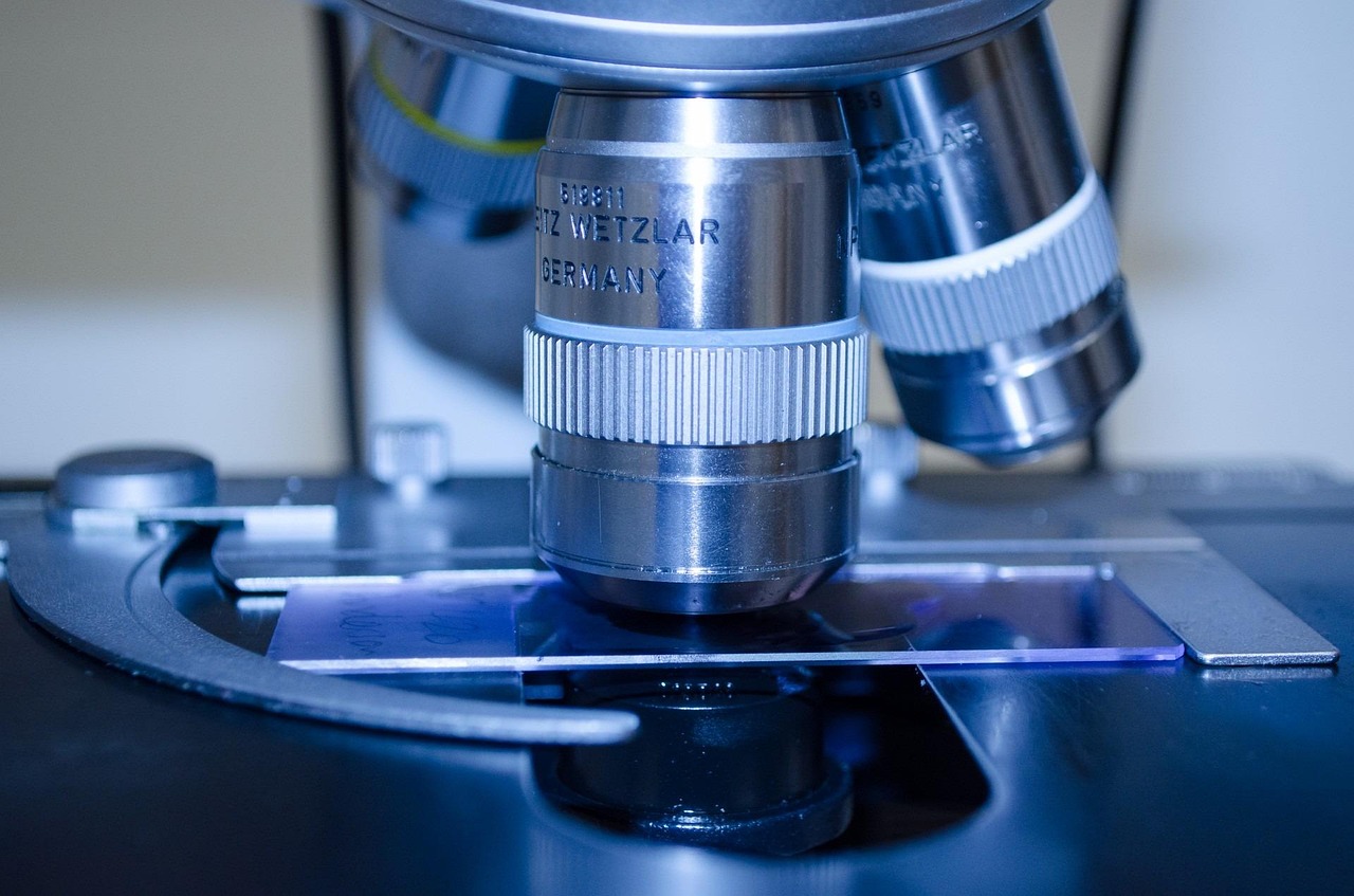 microscope, lab, research, medical, slide, instrument, glass, optics, virus, micro, care, health, close-up, chemistry, experiment, viewfinder, microscopy, plate, scrutiny, sample, study, laboratory, biotechnology, discover, discovery, analysis, blue virus, blue health, blue medical, blue study, blue glass, blue research, blue studying, blue lab, blue glasses, blue laboratory, blue care, blue chemistry, blue closed, microscope, lab, lab, lab, lab, lab, microscopy, laboratory