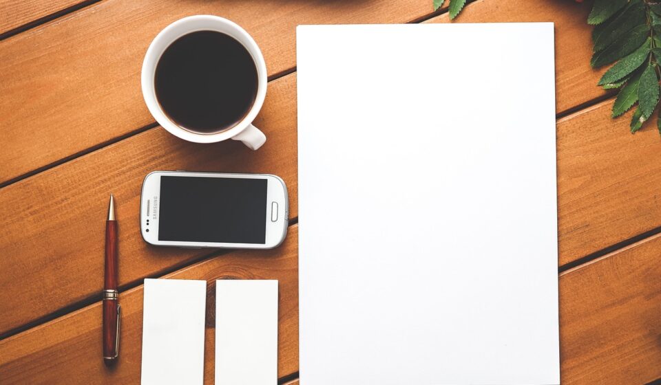 coffee, phone, paper, business, branding, blank, business card, template, smartphone, mobile, cellphone, pen, wooden table, desk, table, flat lay, copyspace, coffee, phone, paper, paper, business, business, business, business, business, branding, mobile, desk, table, table