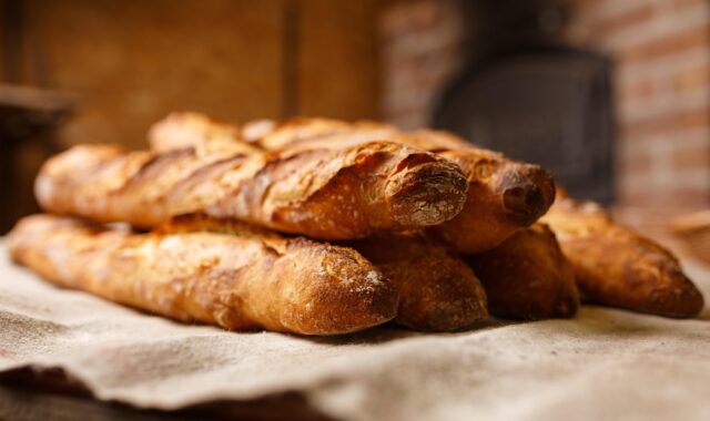 loaf, bakery, preparation, fresh bread, baker, meal, nourishment, baguette, dough, flour, craft, authentic, rye bread, wheat bread, to bake, biological, bakery, baguette, baguette, baguette, baguette, baguette