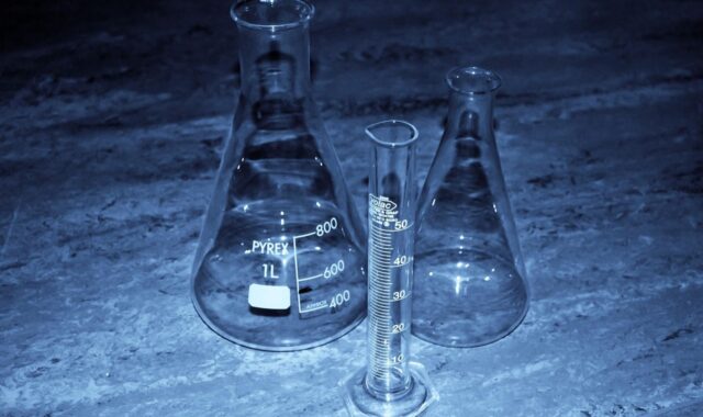 analysis, analyze, beaker, biology, biotechnology, chemical, chemist, chemistry, development, discovery, equipment, experiment, flask, fluid, glass, glassware, blue glass, blue glasses, blue chemistry