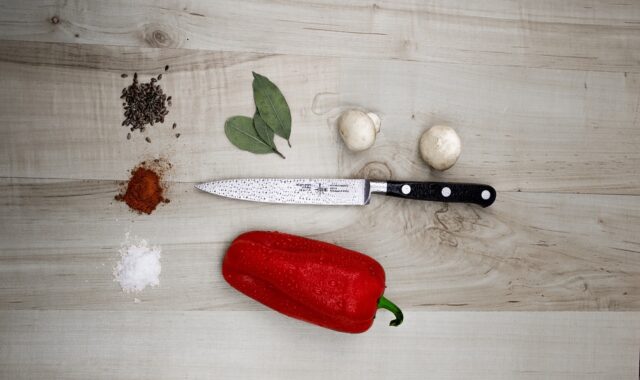 bell pepper, spices, knife, chef's knife, sharp, flavorings, mushrooms, ingredients, chopping board, wooden board, food, bay leaves, herbs, herbs and spices, food preparation, flat lay, board, nutrition, vegetables, knife, knife, knife, knife, knife, herbs