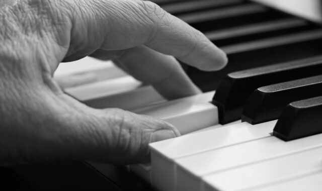 piano, keyboard, chord, fingering, hand, make music, musical instrument, piano keyboard, keys, black-and-white, monochrome, hd background, melody