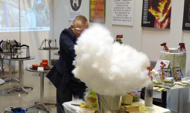 experience, science, explosion, show, liquid nitrogen, smoke, scientist, liquid nitrogen, liquid nitrogen, liquid nitrogen, liquid nitrogen, liquid nitrogen, scientist